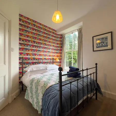 Semesterbostad Little Parrock, Nestled At The Foot Of Helm Crag With Walks From The Door