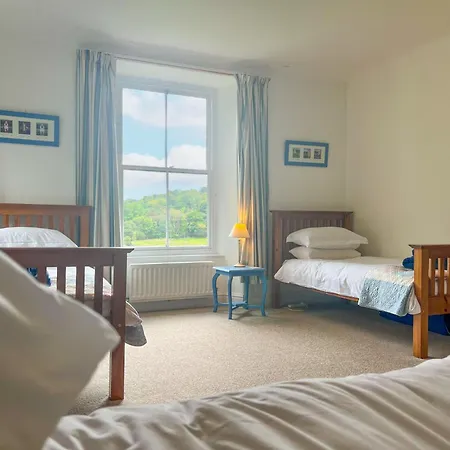 Casa de Férias Little Parrock, Nestled At The Foot Of Helm Crag With Walks From The Door *